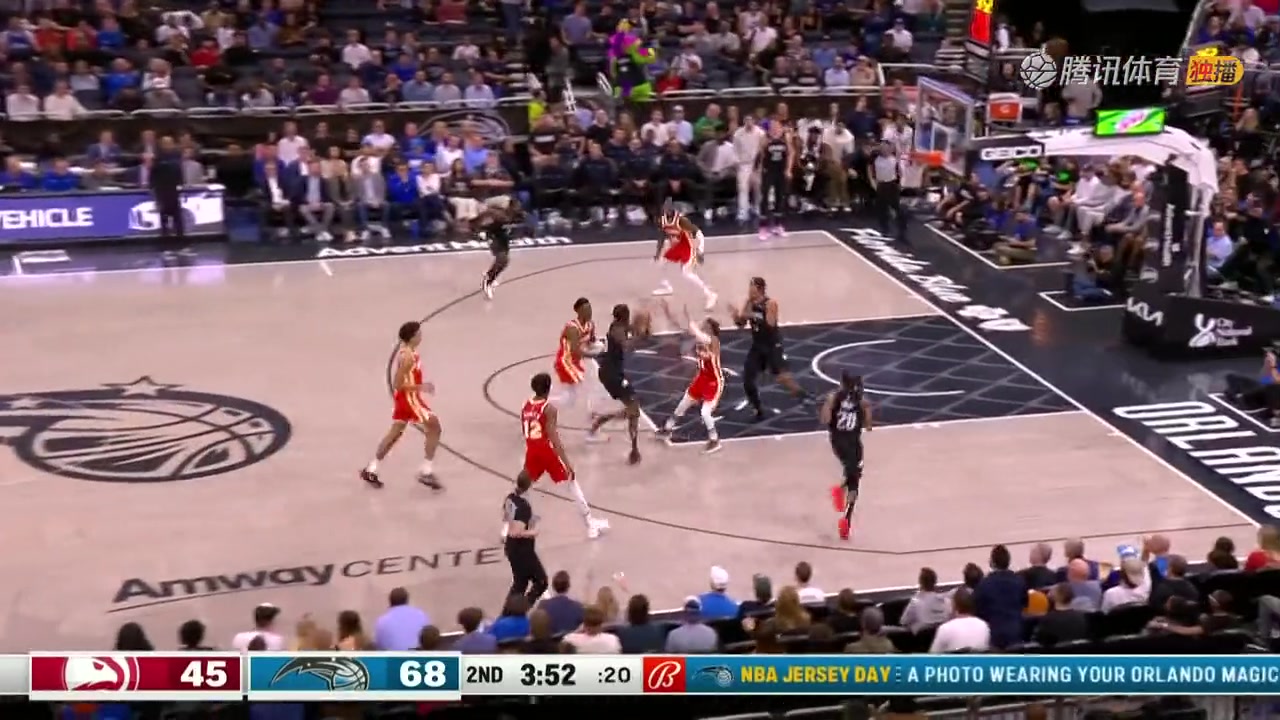 比文班亞馬如何？波爾-波爾持球一條龍反擊轉(zhuǎn)身過人暴扣